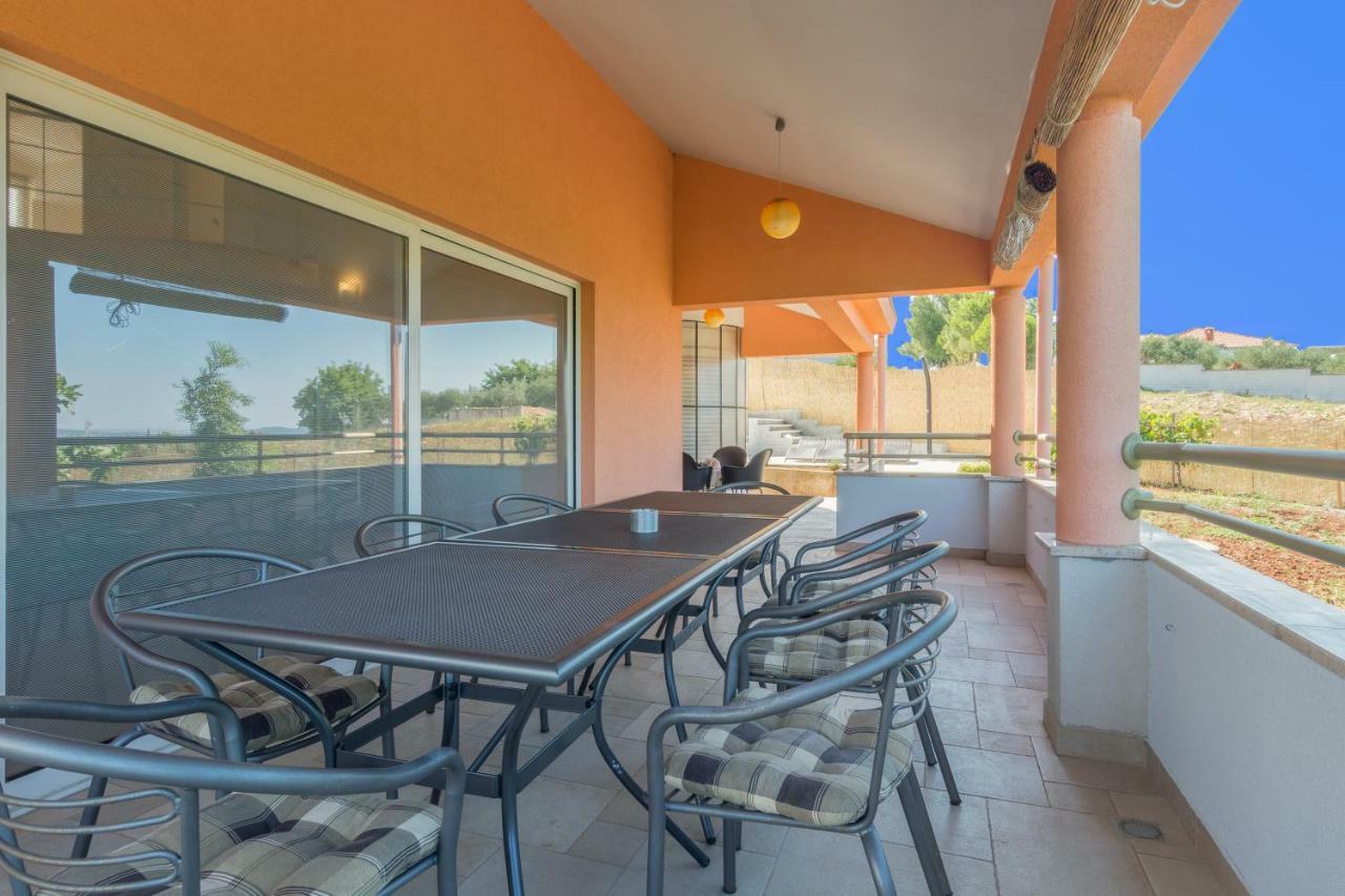 Holiday Home Matela Zadar Exterior foto