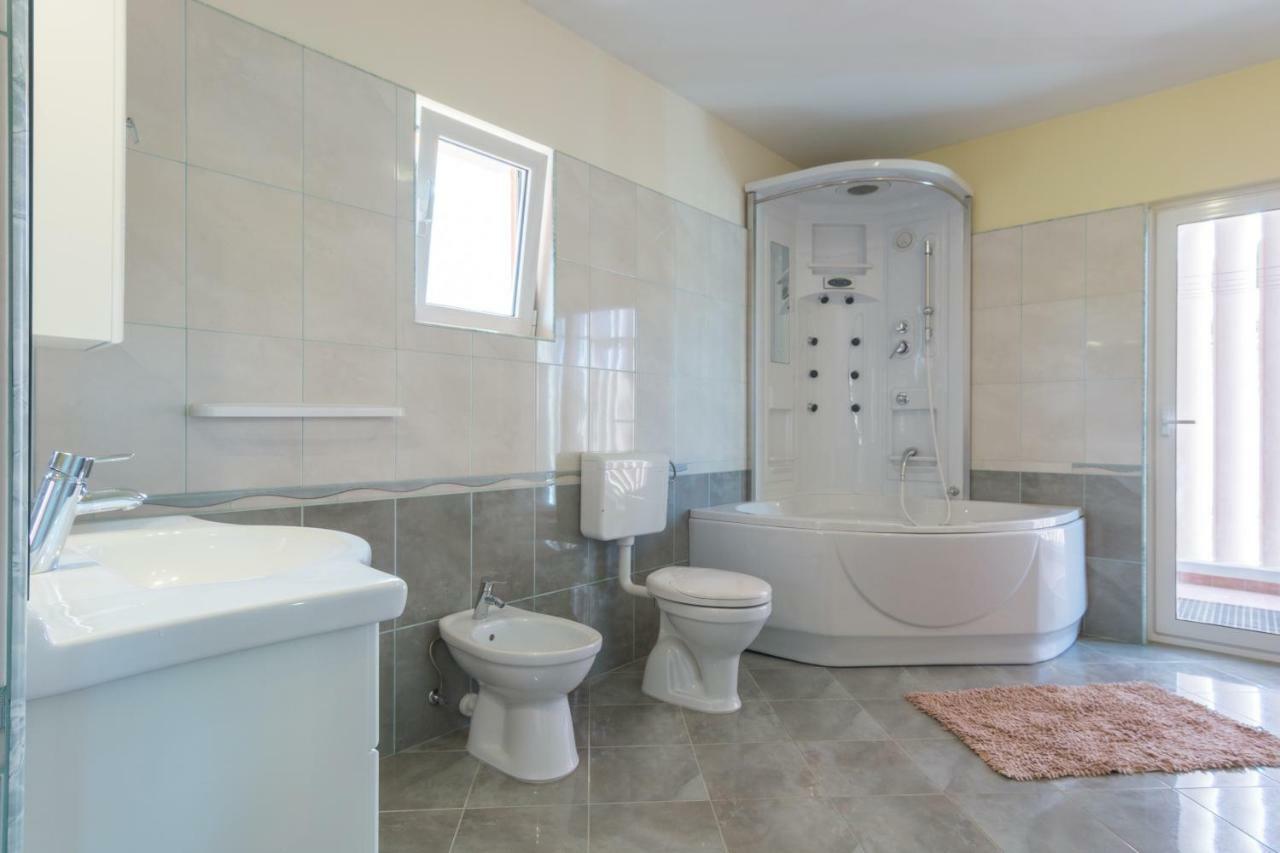 Holiday Home Matela Zadar Exterior foto